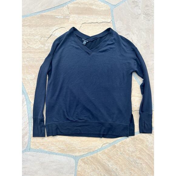 Athleta Top Womens Large Black V Neck Pull Over Lightweight Stretch - Picture 1 of 5